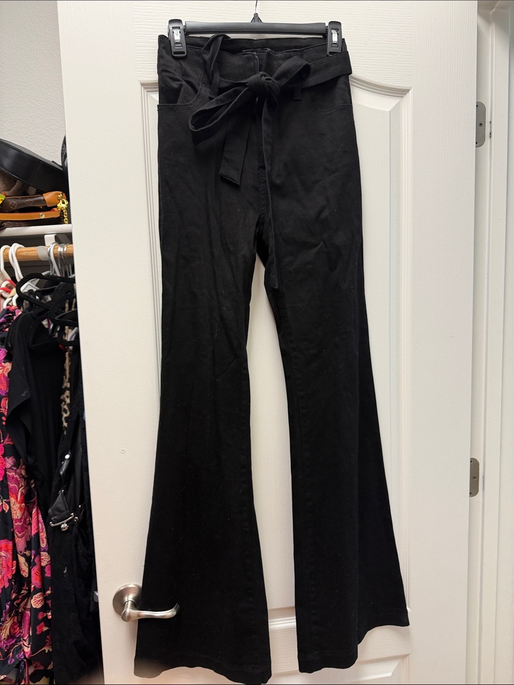 Vici Black High-Waist Tie-Front Flare Pants